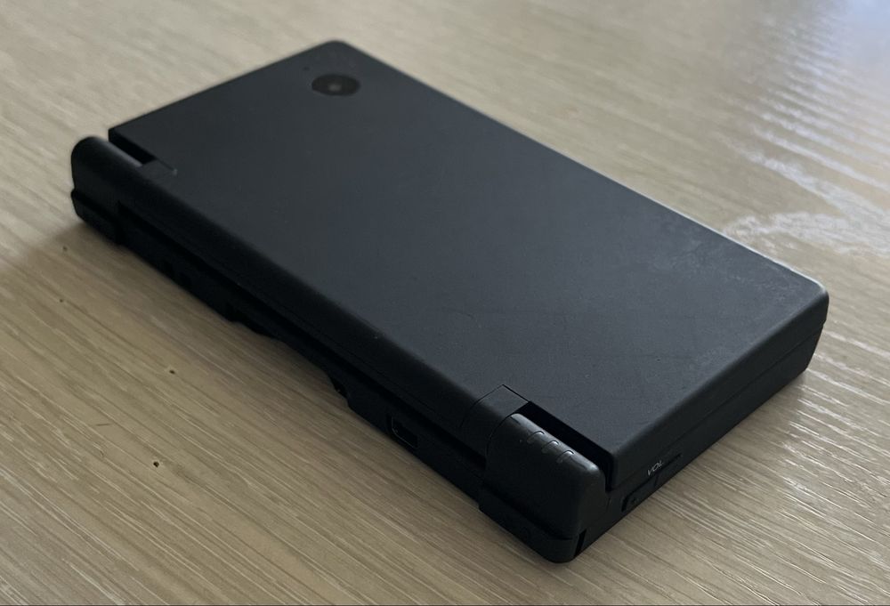 Nintendo DSi / Прошитая / 16 gb