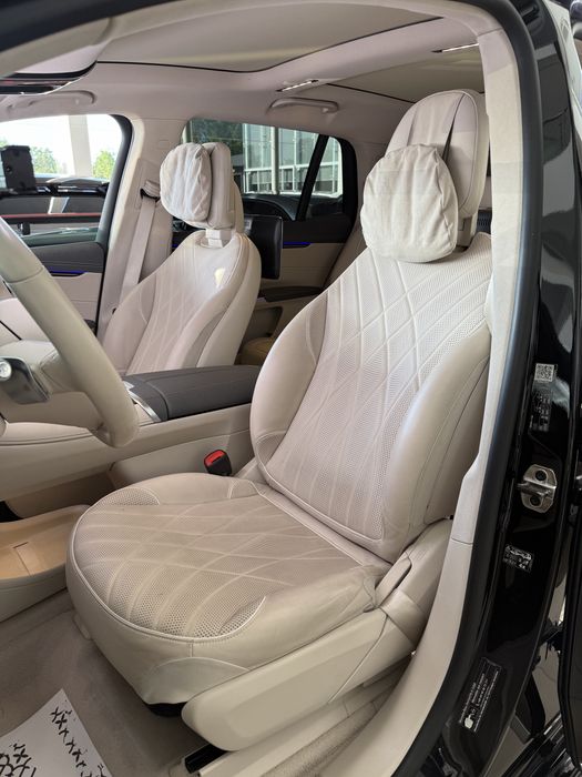 Mercedes Benz EQS580 SUV