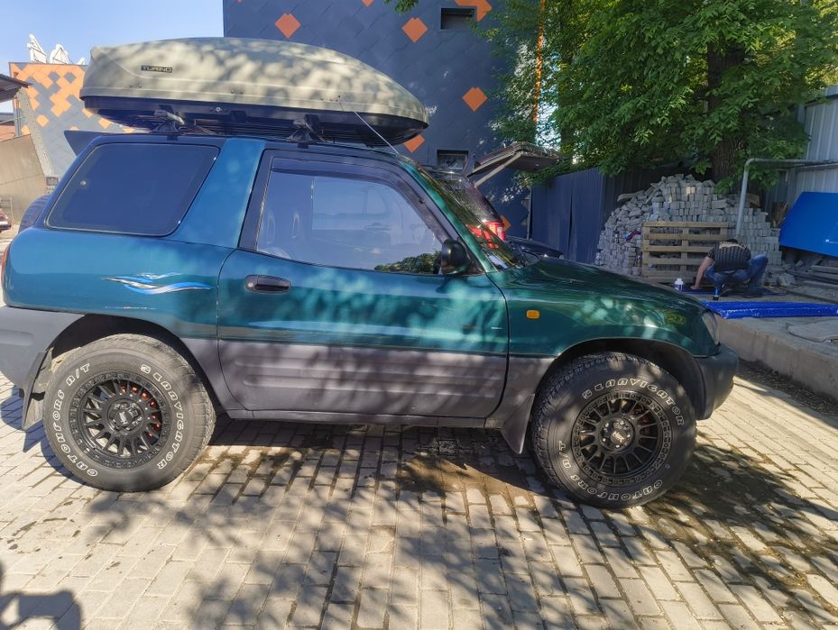 Toyota RAV4 продам