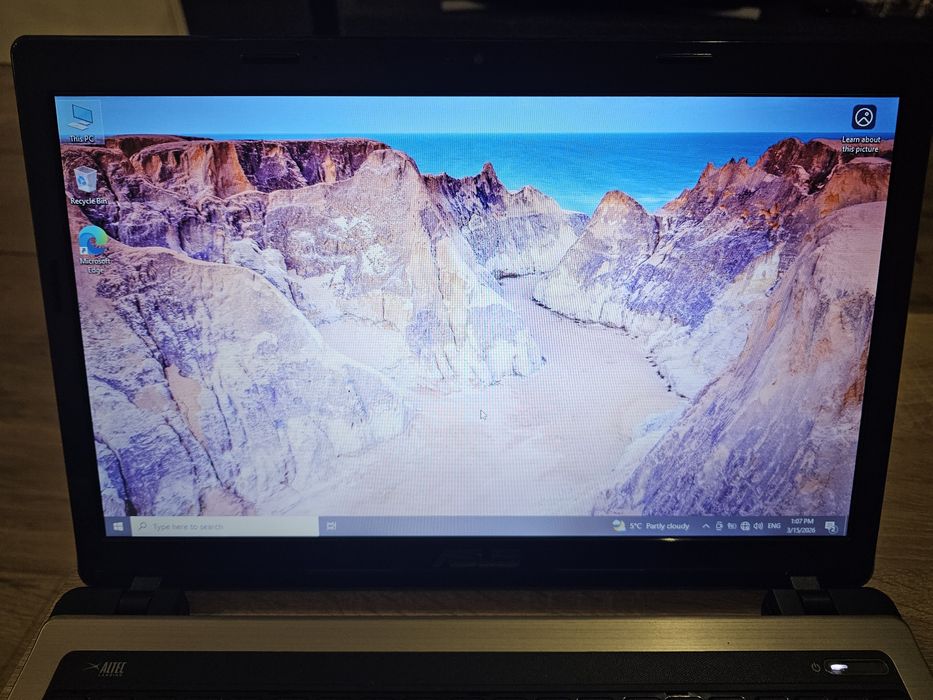 Лаптоп Asus K53S