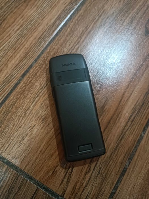 Nokia E51.  Bez Imey