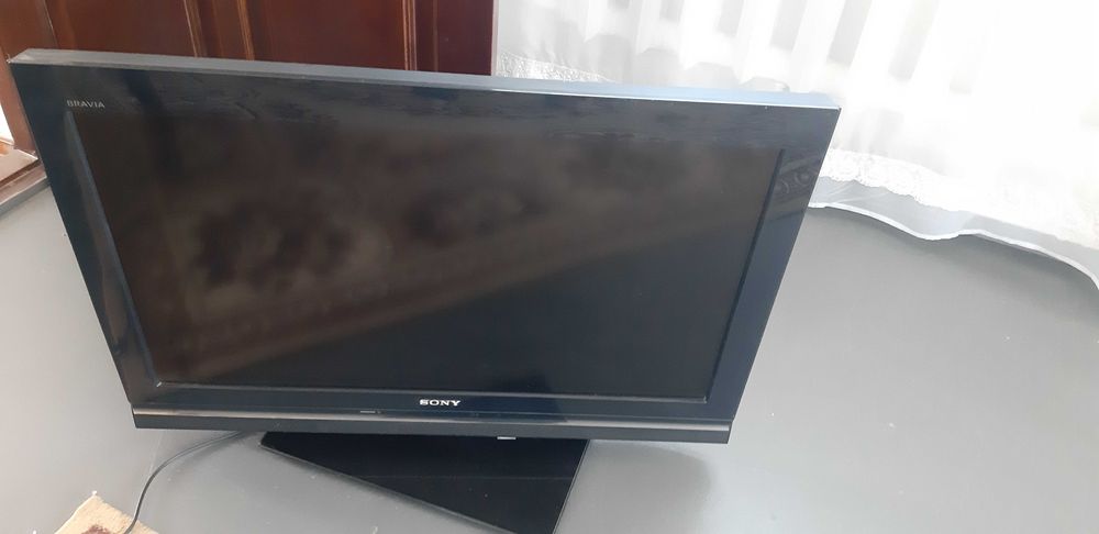 продаю телевизор sony