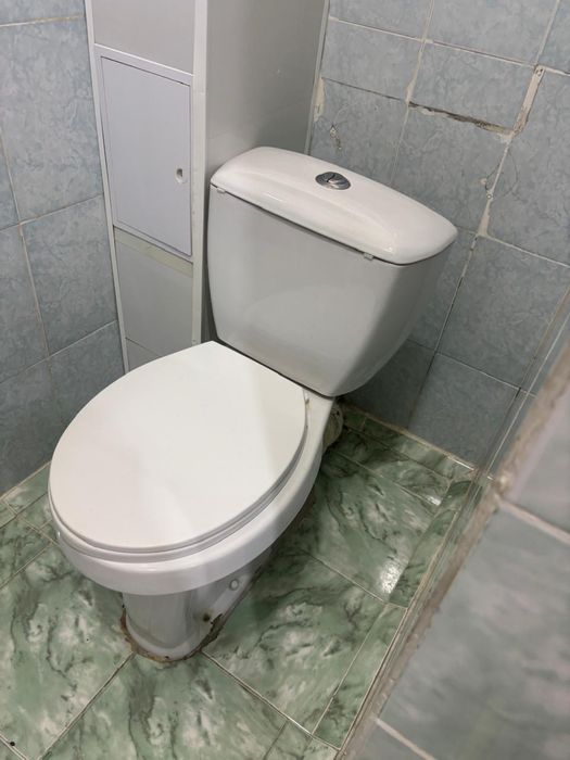 Срочно продам унитаз