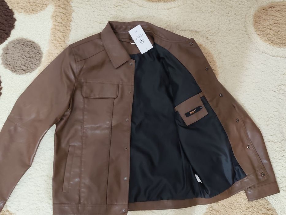 Geacă maro din piele ecologica