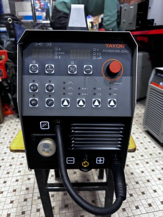 Сварочни аппарат MIG 250