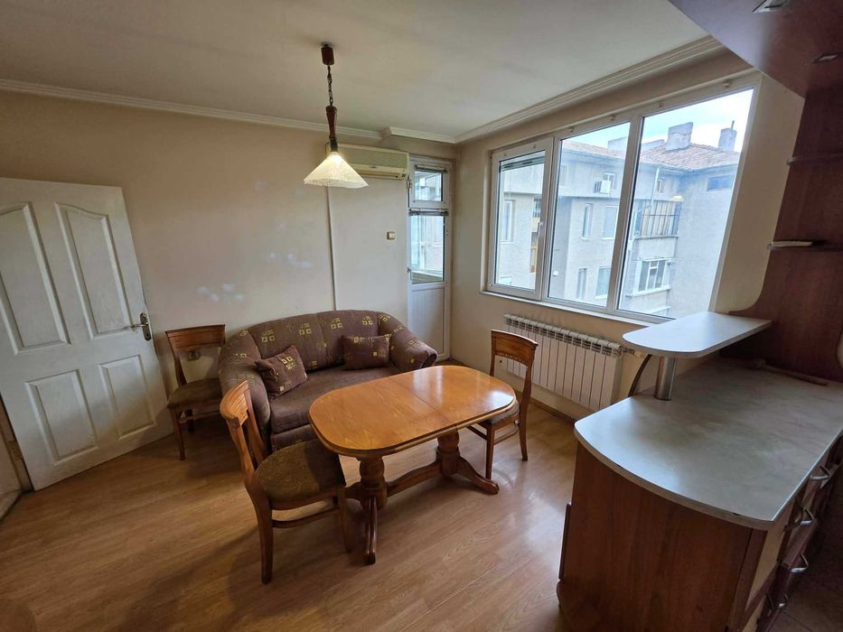 Многостаен апартамент, 120кв.м, кв. Вароша