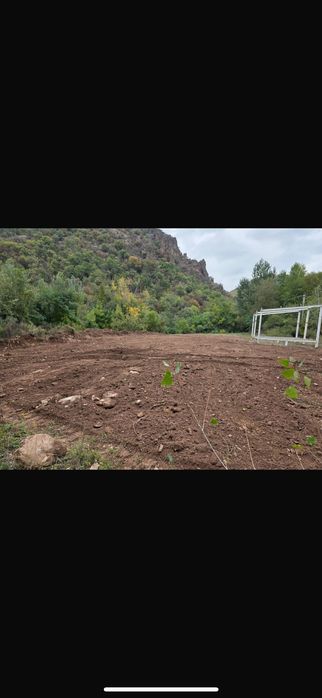 Teren 3.500 mp cu DESCHIDERE la Dunăre – Svinita, Mehedinți