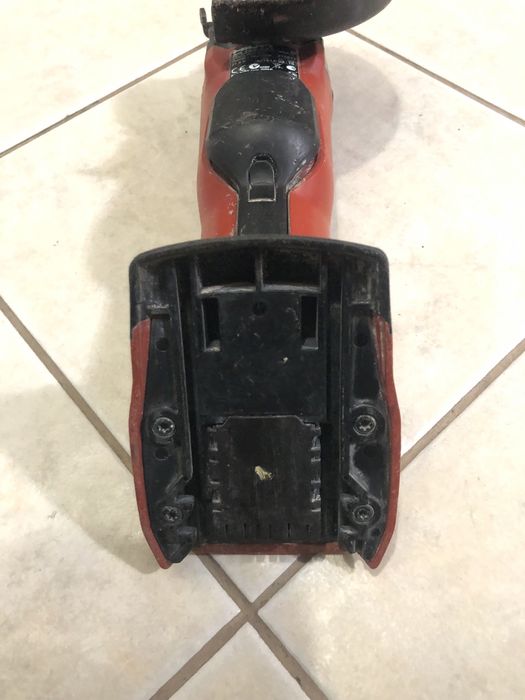 Flex polizor unghiular HILTI AG 125 A22 pe baterii