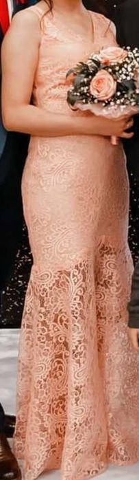 Продам женские платья