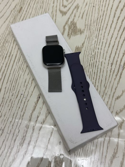 Apple Watch 11 42mm Silver