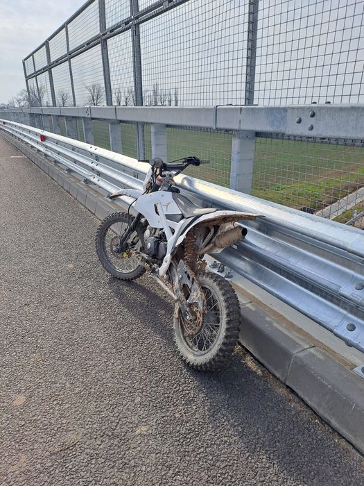 Vând kxd pro germany  125cc