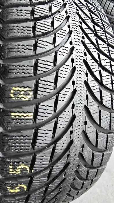 4 anvelope iarnă Michelin 215/55/18