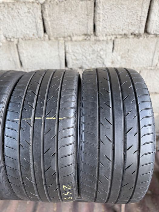 245 30 20 Anvelope in stare foarte bună! Impecabile!