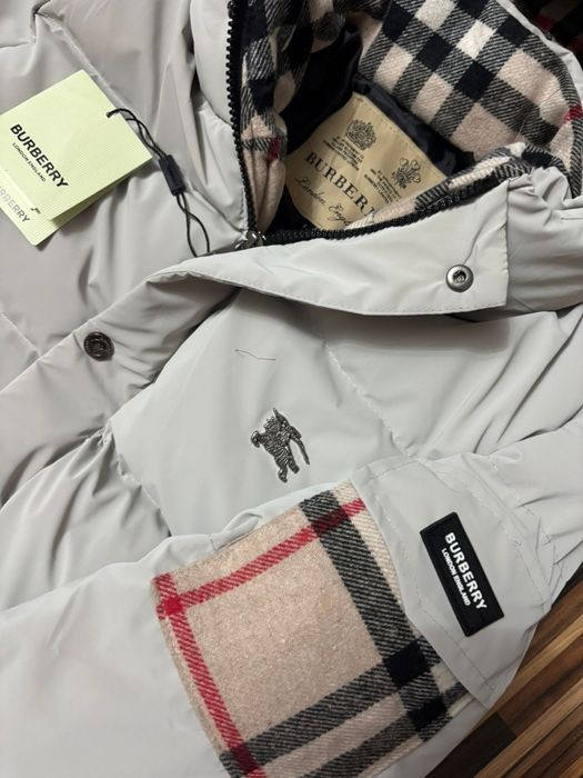 Vând geaca noua de bărbați Burberry