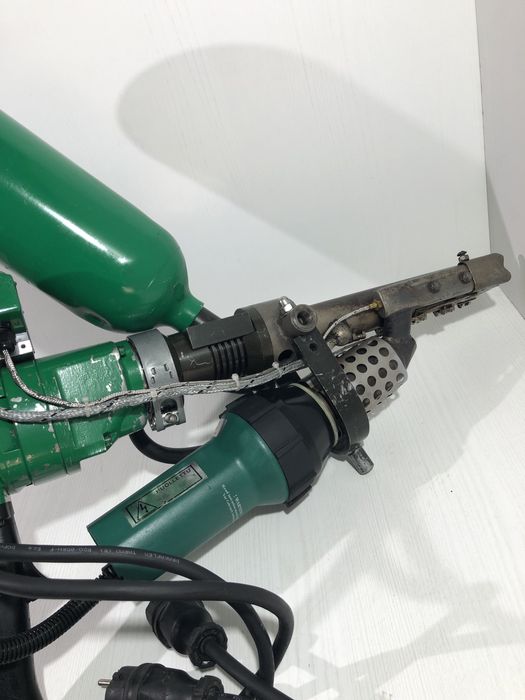 Mașină profesională pentru termosudare plastic Exon 6