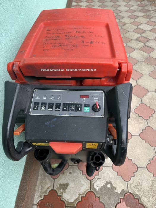 Vand masina spalat pardoseli Hakomatic B650