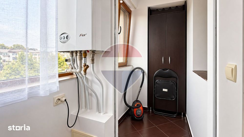 Apartament cu 3 camere de închiriat în zona Letea