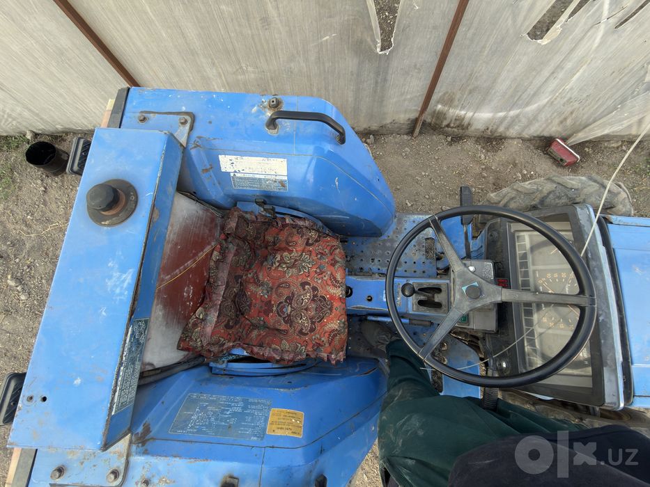 Mini traktor sotiladi