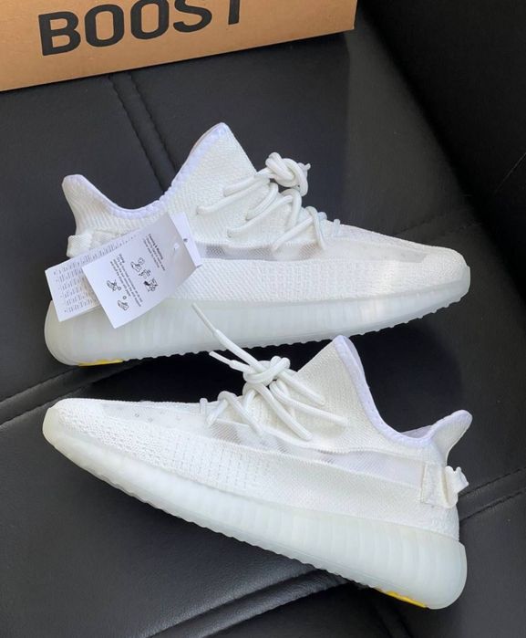 ULTIMELE PERECHI!! Adidasi / Sneakers Yeezy Boost 350 Alb Marimi 36-44 Unisex