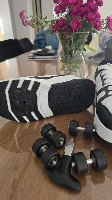 Adidasi copii cu role