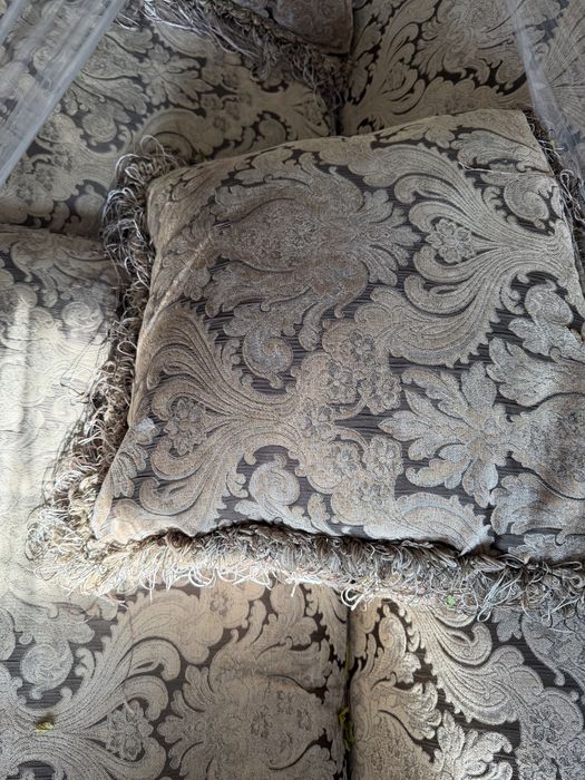 Диван класически стил стил