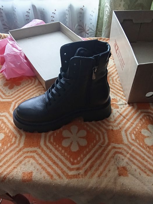 Сапоги женские новые