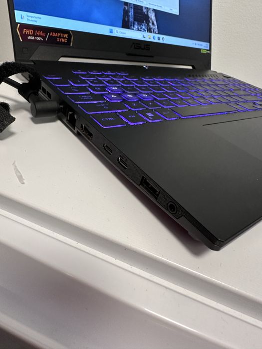 Laptop ASUS TUF Gaming A15 Ryzen 9 16GB RAM Full HD 144Hz