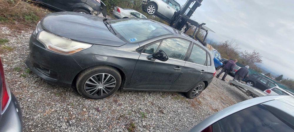 Citroen C4 1,6 HDI Ситроен Ц4 на части!
Март 2013