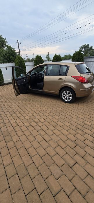 Nissan Tiida 1.6 benzina