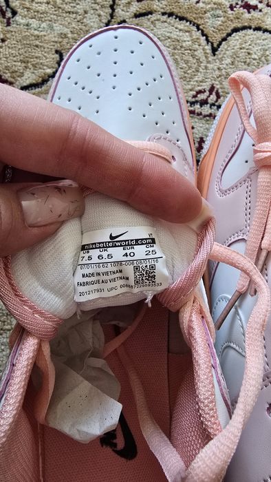 Продам кеды женские