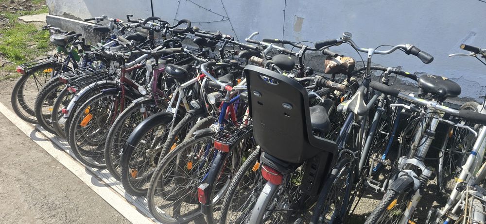 Bicicleta de vânzare