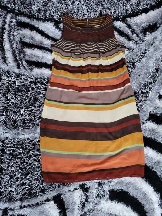 Vand rochii 15 lei bucata