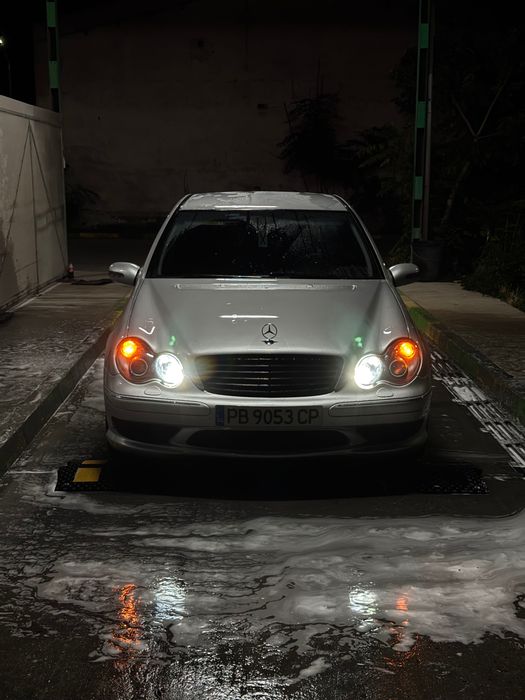 Оригинални къстъм фарове w203