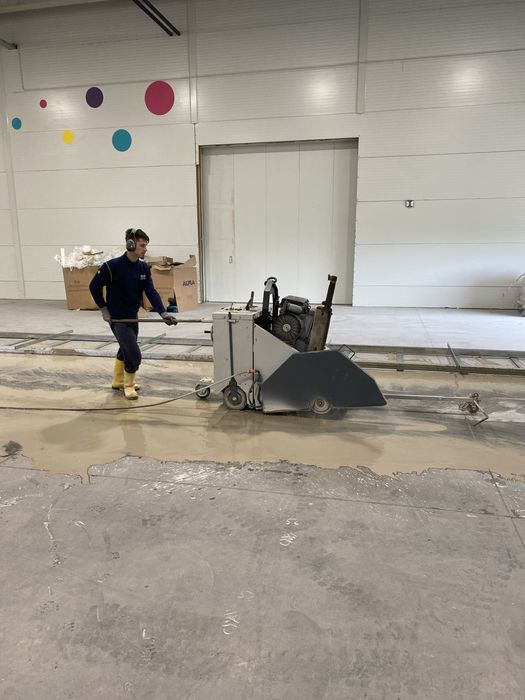 Tăiere beton demolări