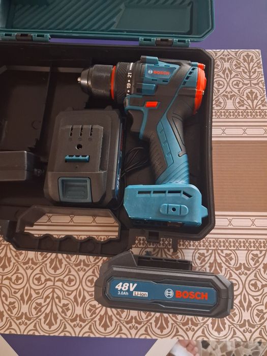 Аккумуляторная дрель-шуруповёрт BOSCH 48V.