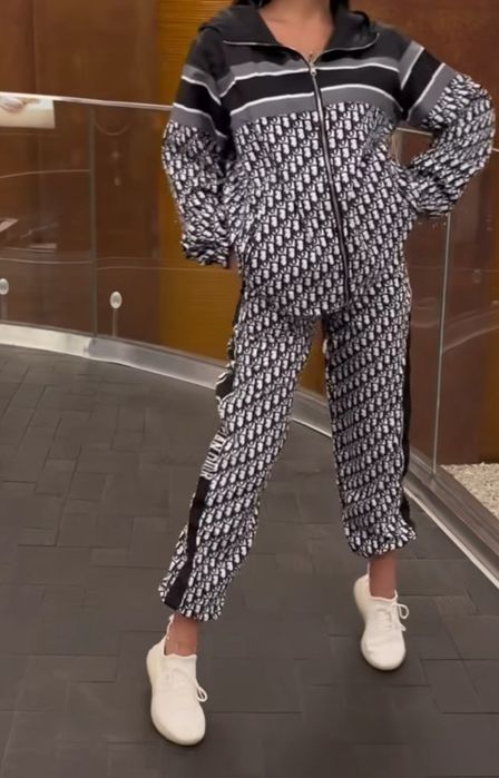 Срочно продаю спортивку