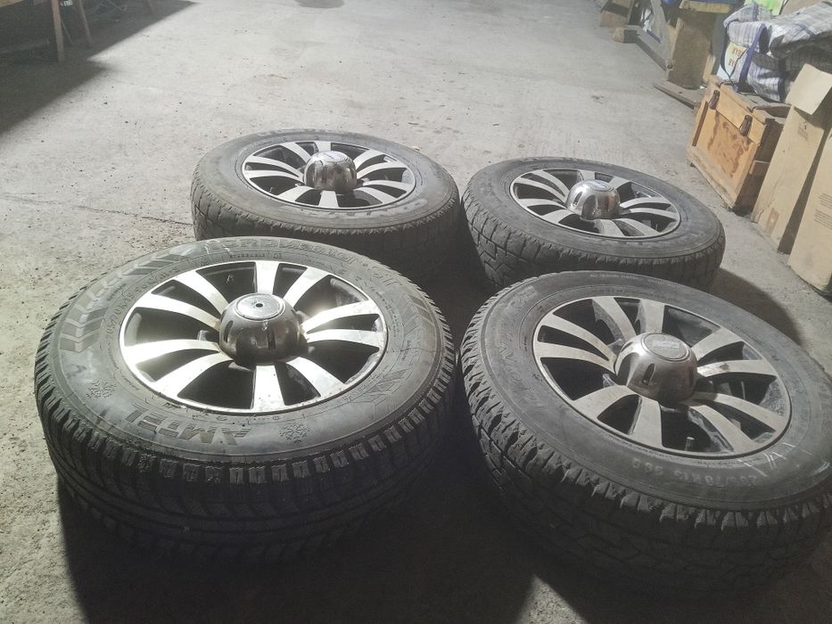 Диски шинами титановые