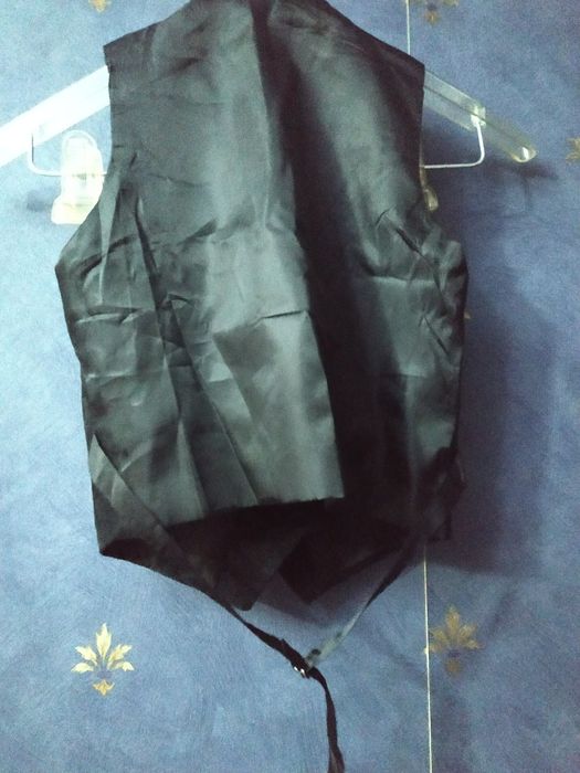 Новый вельветовый тройка костюм на 7-9 лет