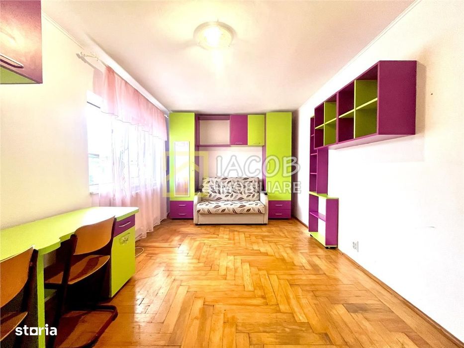 2 camere decomandate zona Stefan cel Mare Bacau