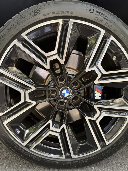 Продаётся! Сотилади! Bmw i5 M sport