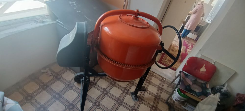 Бетонамешалка,Перфератор,Пчелка