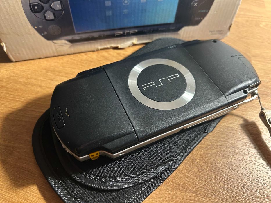 PSP 1000 Piano Black modată, cutie originală — gata de joc | Japonia
