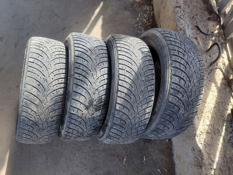 Шины р16 б/у размер 215×60