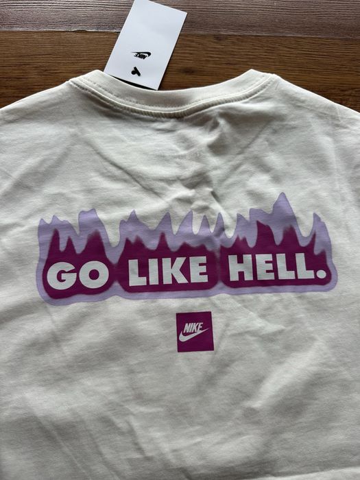 Мъжка,памучна,бяла тениска Nike HELL с щампа на гърба