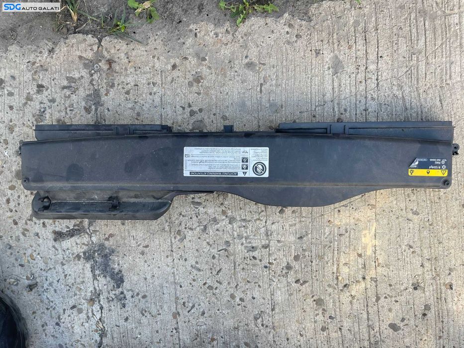 Deflector Grila Grilaj Tub Tubulatura Ghidaj Admisie Aer Volkswagen Tiguan 2016 - 2023 Cod 5Q0129254B [C4000]