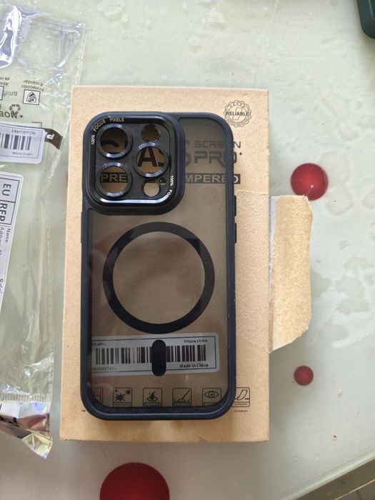 Калъфи и протектори iPhone 14 Pro