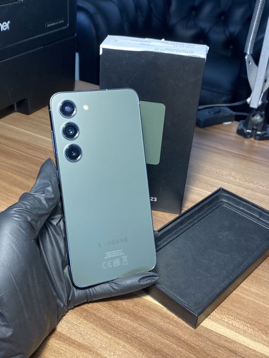 Samsung Galaxy s23• 256 GB • Green