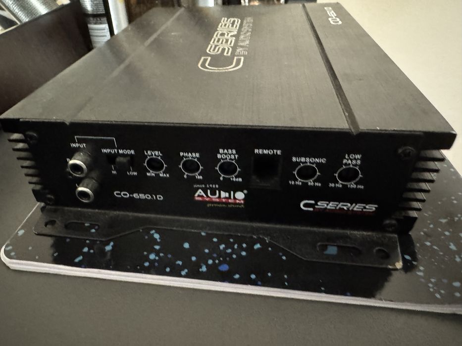 моноблок  2 ома 350 RMS Audio System