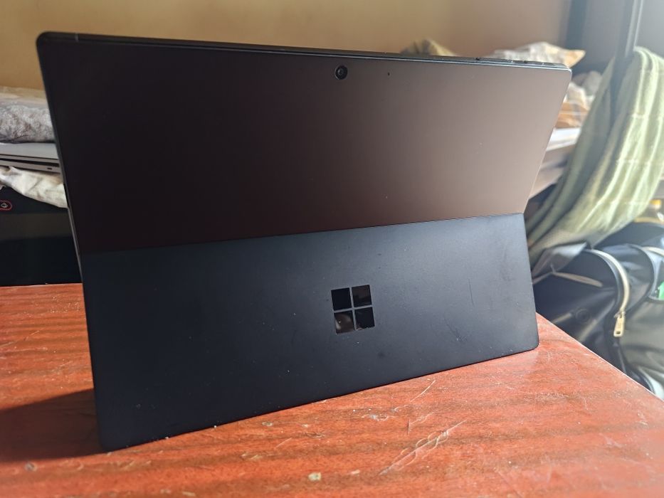 Surface pro 7 16/512 с клавиатурой