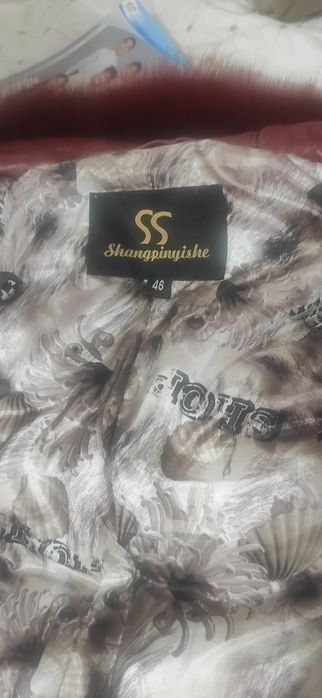 Продам куртку женскую 46 размер